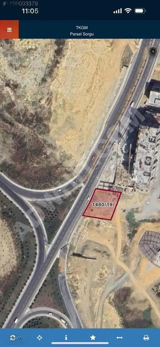 Commercial land for sale in Basaksehir, Ikiteli 2 neighborhood, area of 330 square meters