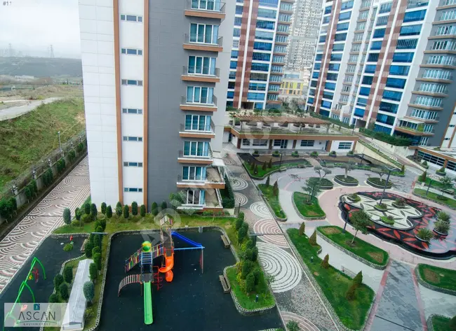 Apartment for sale 1+1 with a balcony in the Medikule Complex in Başakşehir