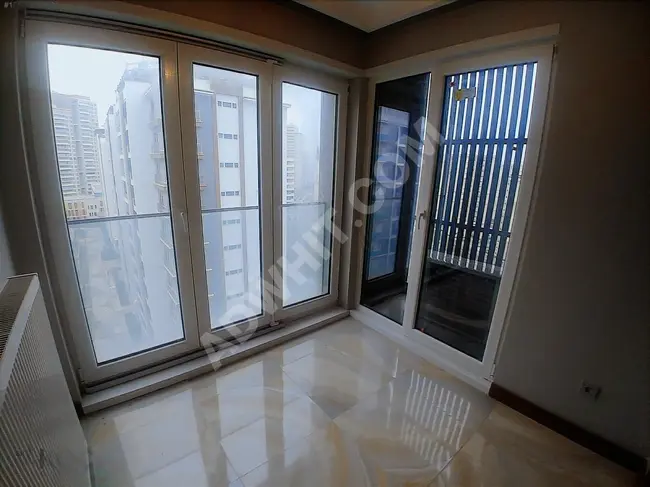 Empty apartment for sale in Başakşehir Nidapark A Block 3+1 182 square meters