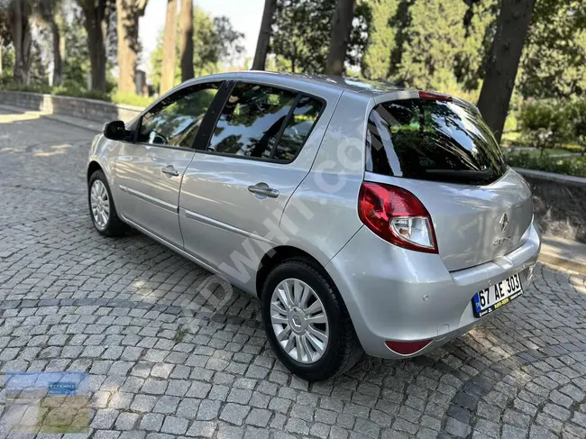 2010 Renault Clio, diesel, automatic, 160,000 km, very clean