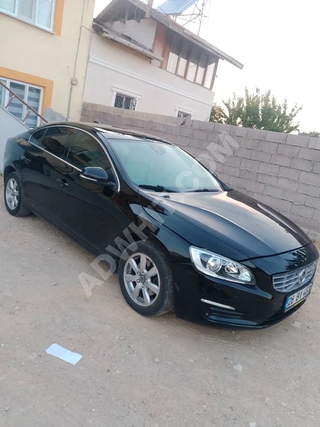 For sale by the owner directly: Volvo S60, original, without any defects