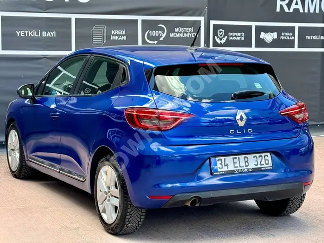 Renault Clio Touch 1.0TCe X-TRONIC 2021 with quick loan opportunity