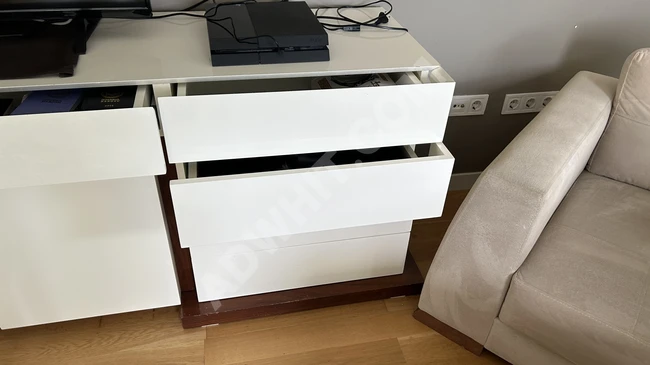 TV unit for urgent sale, made of MDF wood, white color