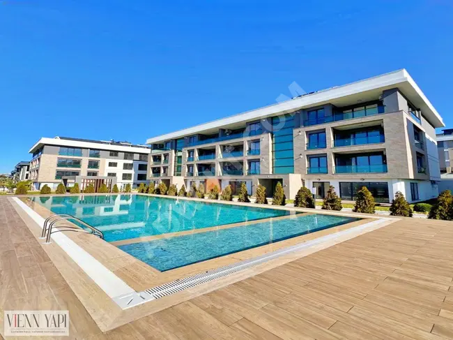 Luxury 3+1 apartment for sale in Beylikdüzü Marina