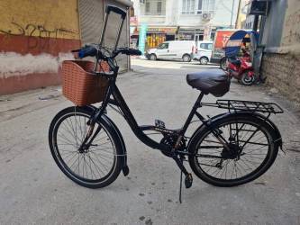 دراجة هوائية مستعملة للبيع 