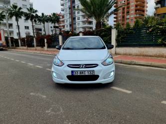 A Used Hyundai Accent Blue 2012 for sale