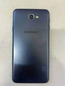 A used Samsung galaxy j7 mobile phone for sale
