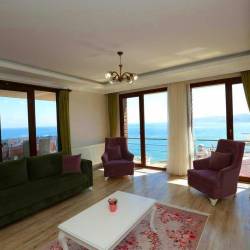 Hotel apartments for daily rent in Trabzon, overlooking the sea