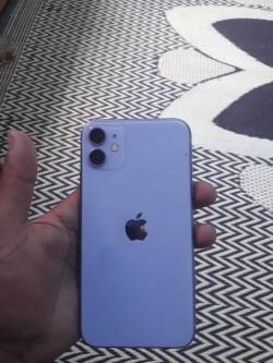 Used iPhone 11 mobile phone for sale