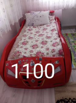 سرير اطفال مستعمل للبيع