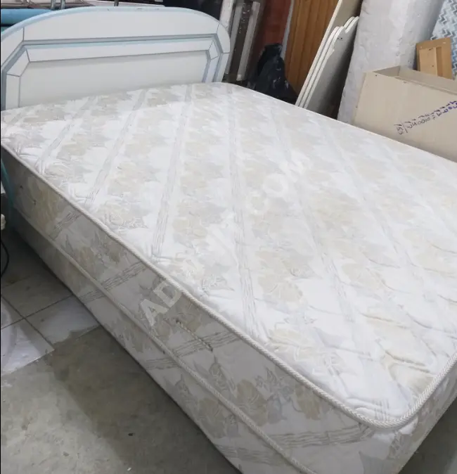 used double bed with mattress