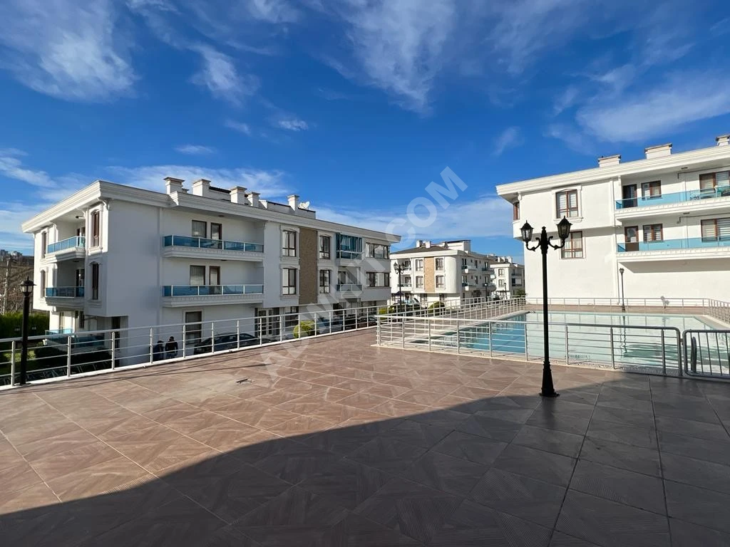 Furnished apartment inside a compound for sale in Yalova Adwhit