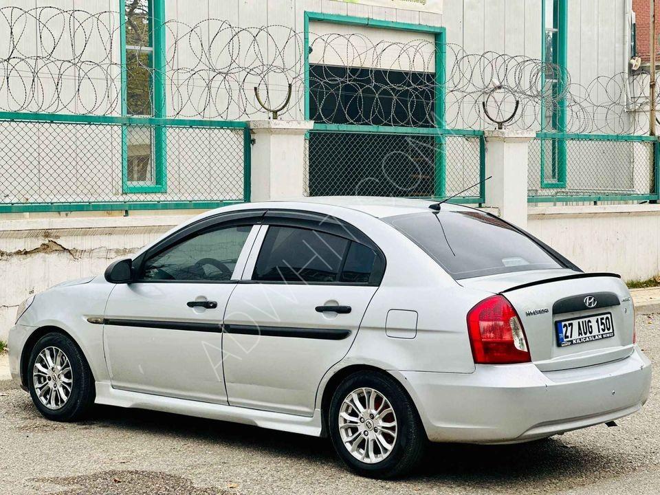 سيارة هونداي اكسنت موديل 2009 مستعملة للبيع - السعر : 66,000 ليرة تركية -  تركيا - ادويت